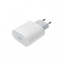 20W USB-C CHARGER In blister