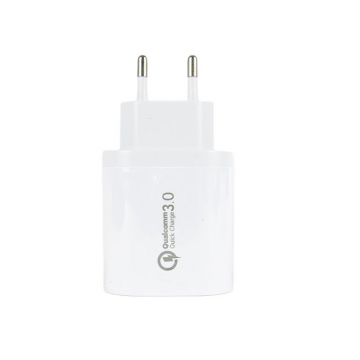 Adaptateur Secteur/USB 3 port 2,1A 5V Fast Charge 3.0 - BK373