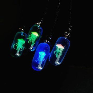 Jellyfish Luminous Necklace