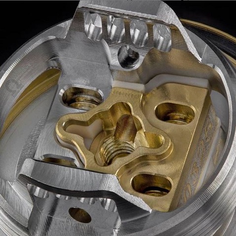 Reload_26_RTA_-_Deck_Close-up__26152-158